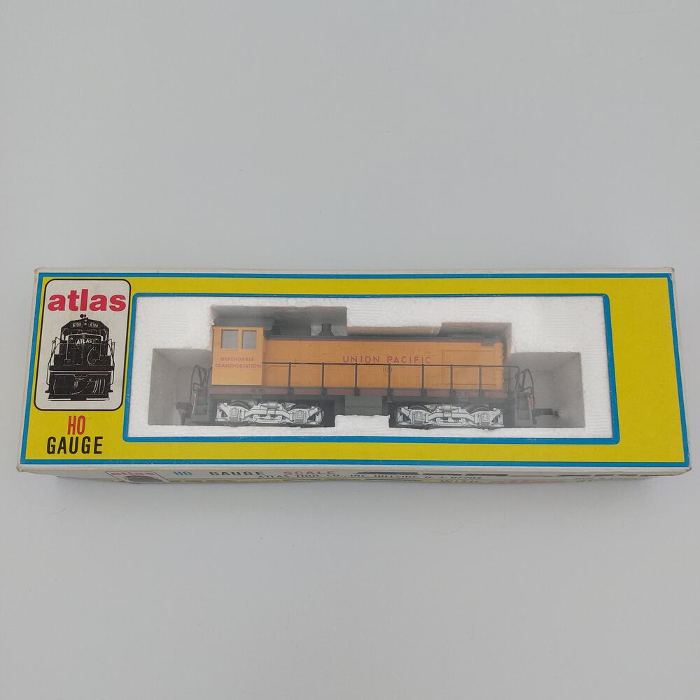 Atlas HO Union Pacific ALCO S2 Diesel Switcher Locomotive Train Engine 8072 1151